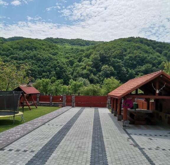 بنسيون Dió Vendégház