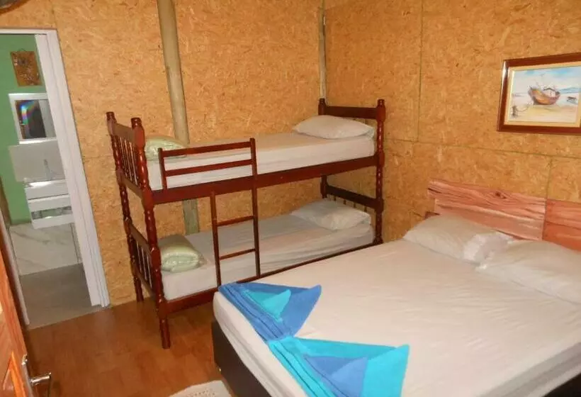 ペンション Piratas Cabanas Camping Bar