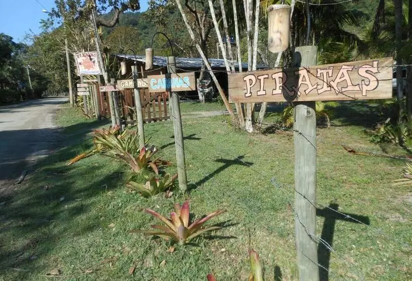 ペンション Piratas Cabanas Camping Bar