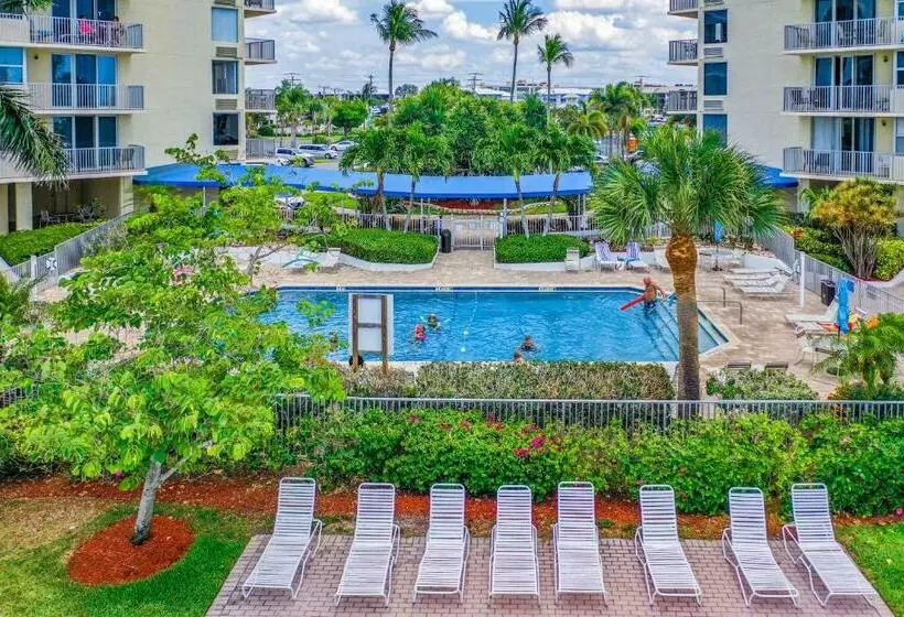 Estero Beach And Tennise Club 1008 B