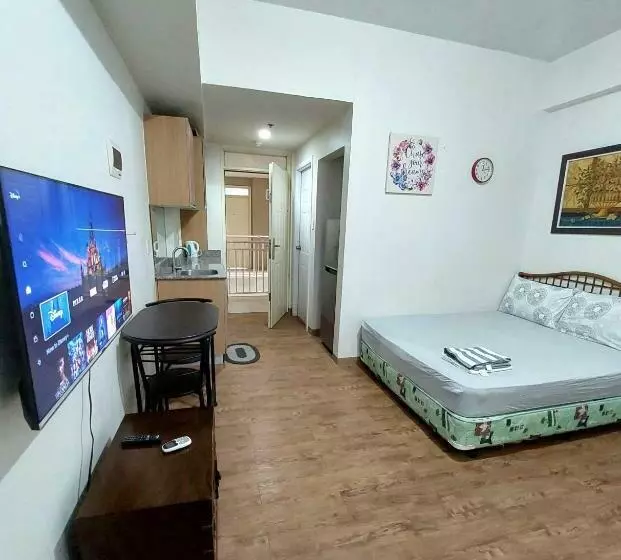 Ania Condo Stay