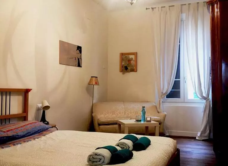 تختخواب و صبحانه A Casa Di Nat