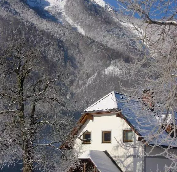 Hotel Gausrab