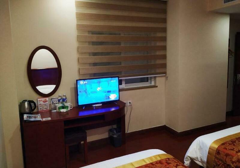 בית מלון כפרי Greentree Inn Zibo Wuyuan County Lushan Road Express