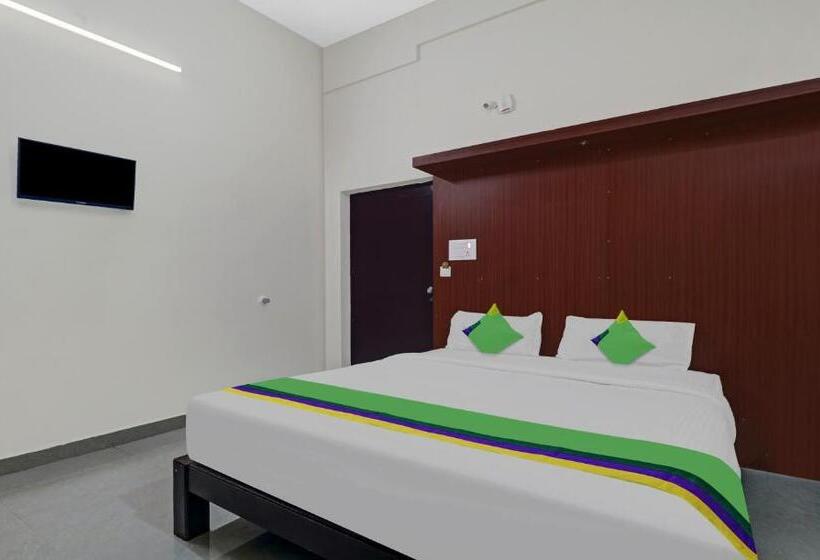 ホテル Grand Jp Inn Near 2 Km From Gundlupet Bus Stand