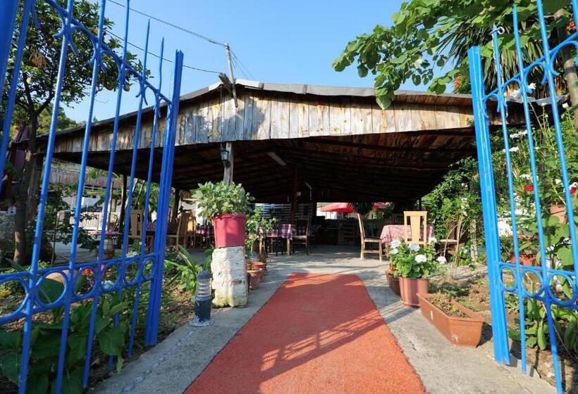 هتل Tropikal Freskia Bunec