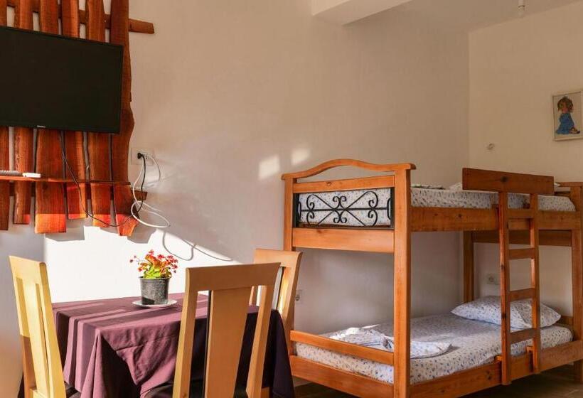 هتل Tropikal Freskia Bunec