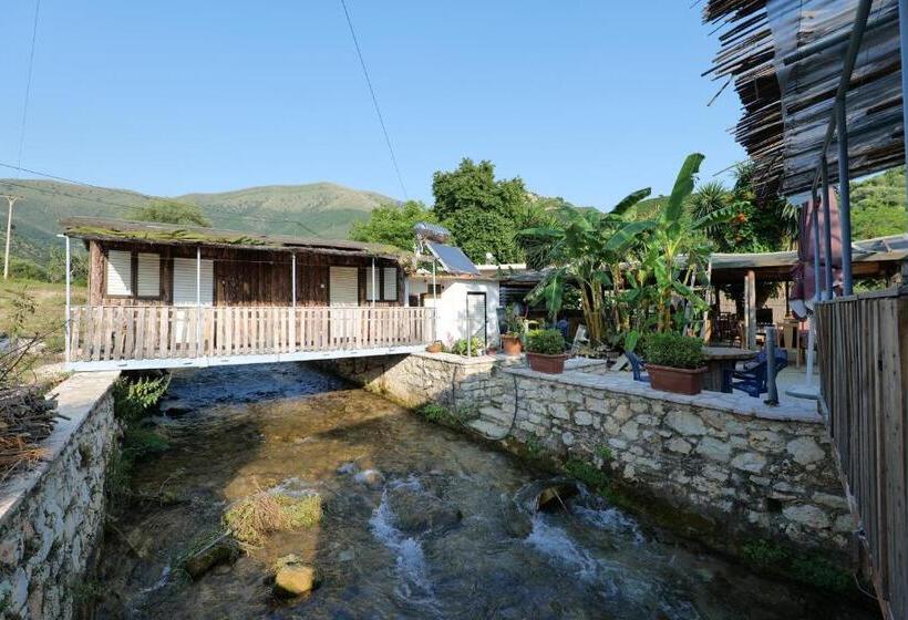 هتل Tropikal Freskia Bunec