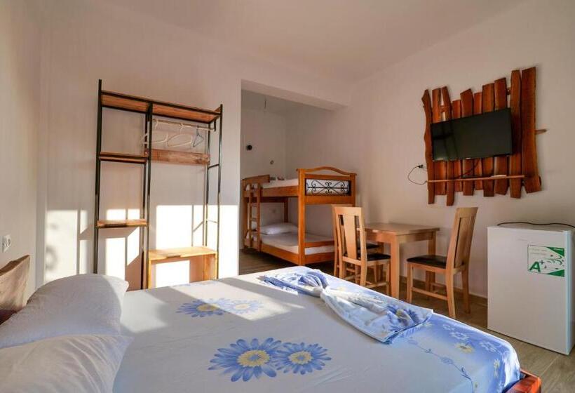 هتل Tropikal Freskia Bunec