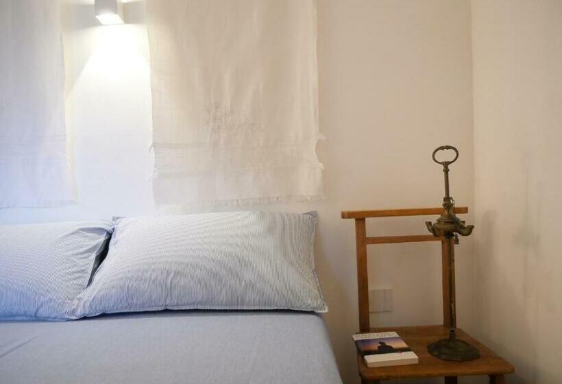 פנסיון Il Ciclope La Camera Sotto Il Faro