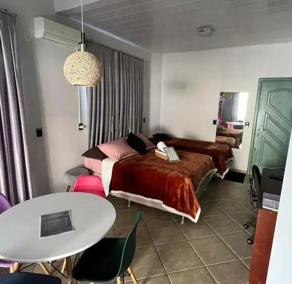 ペンション Studio Em São José