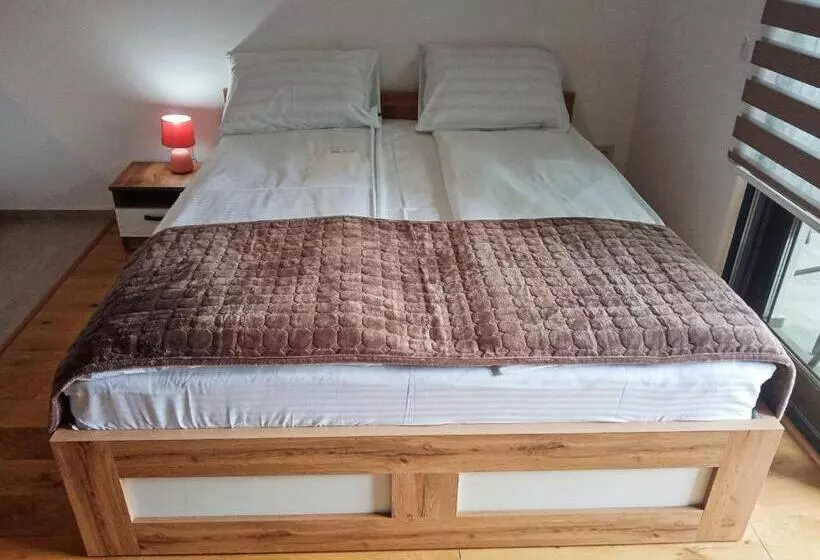 Studio Apartman Gorski Kristal