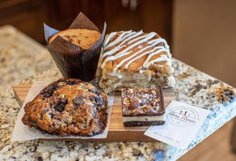 Aspen Lodge By Revelstoke Vacations