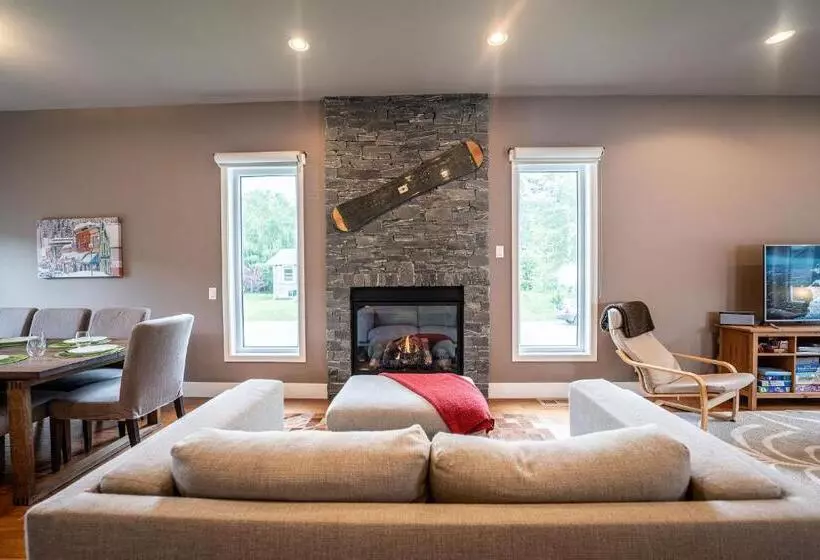 Aspen Lodge By Revelstoke Vacations