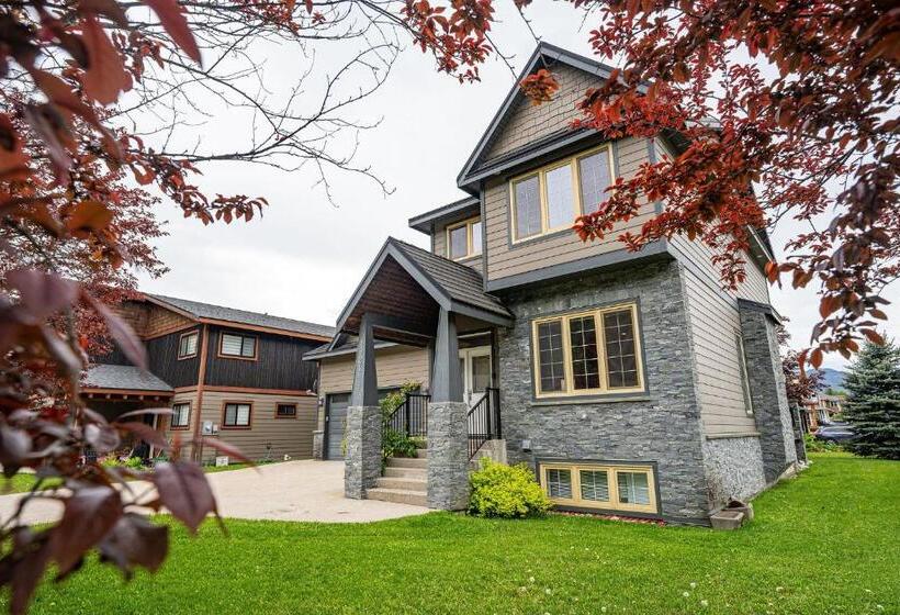 Aspen Lodge By Revelstoke Vacations