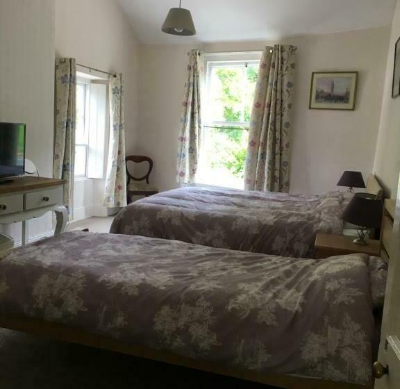 ベッドアンドブレックファースト Ballydivity House