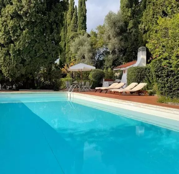 تختخواب و صبحانه Resort Villa San Luca Citr8031