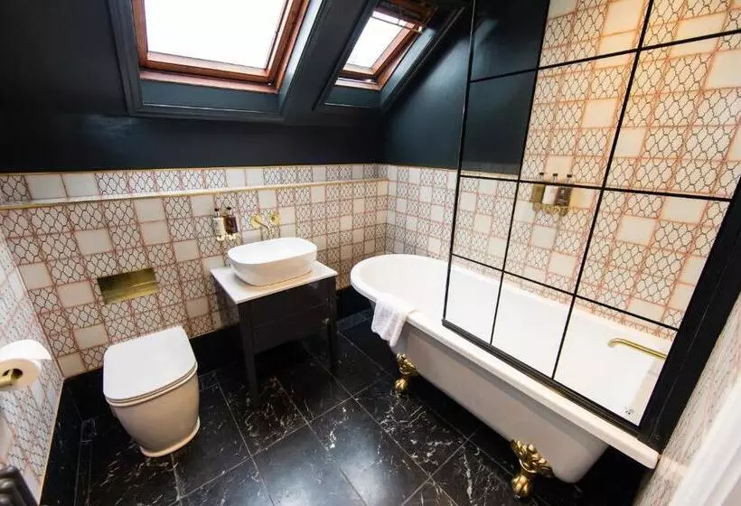Dragon Villas By Maison Parfaite   Luxury Studios & Apartments   Harrogate