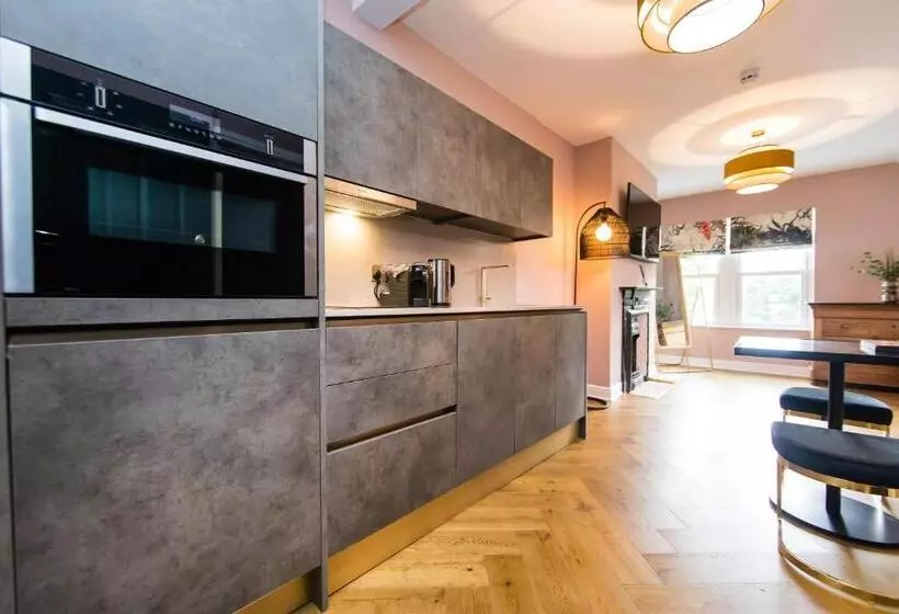 Dragon Villas By Maison Parfaite   Luxury Studios & Apartments   Harrogate