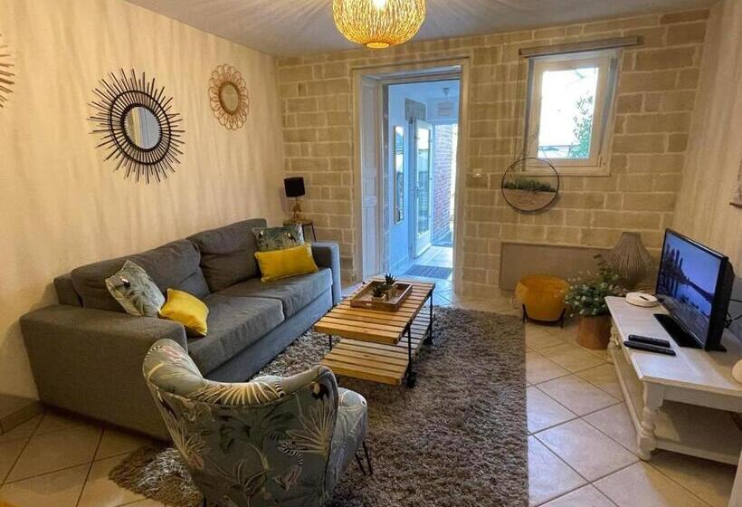 Le Patio, Coeur De Ville Avec Garage Et Jardin