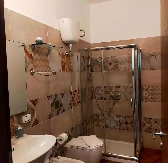 ペンション B&b La Rusticheria