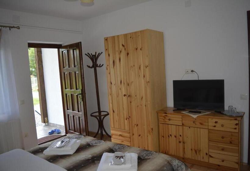 پانسیون Casa Muskátli Vendégház