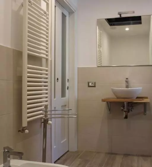 Serendipity House