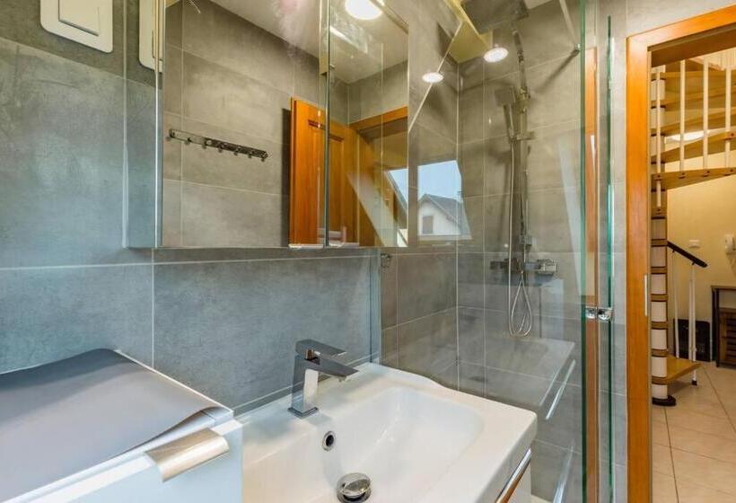 Séjour 6 Pers. F4 110 M2