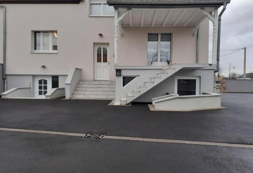 Séjour 6 Pers. F4 110 M2