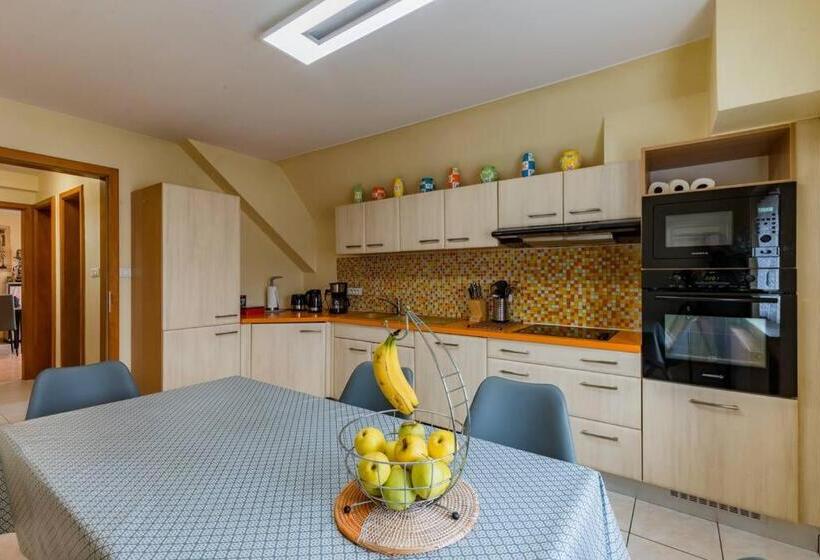 Séjour 6 Pers. F4 110 M2