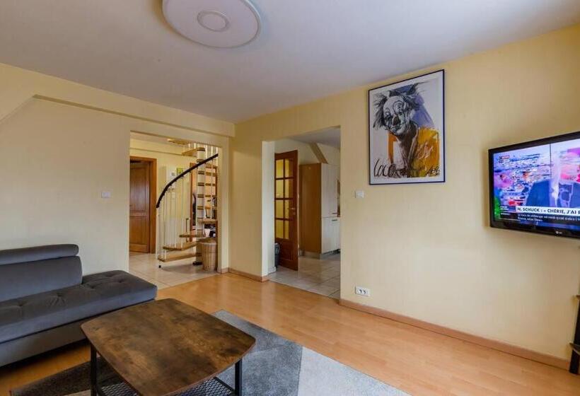 Séjour 6 Pers. F4 110 M2