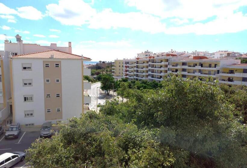 White Pearl Apartment Central Confy Spacious