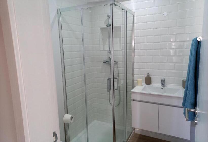 White Pearl Apartment Central Confy Spacious