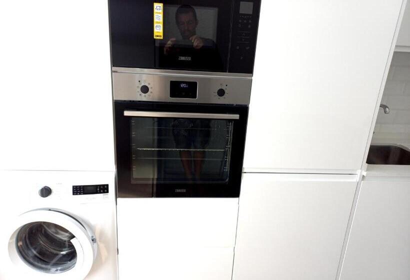 White Pearl Apartment Central Confy Spacious