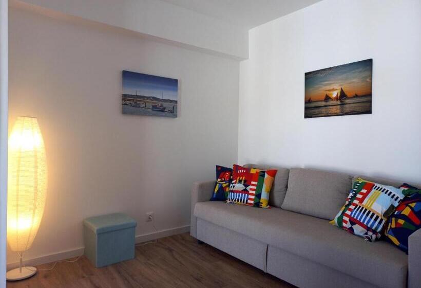 White Pearl Apartment Central Confy Spacious