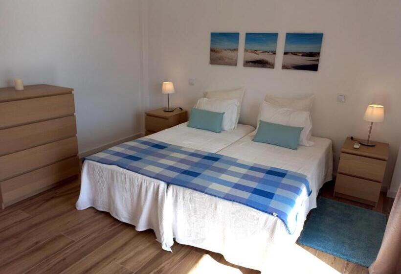 White Pearl Apartment Central Confy Spacious