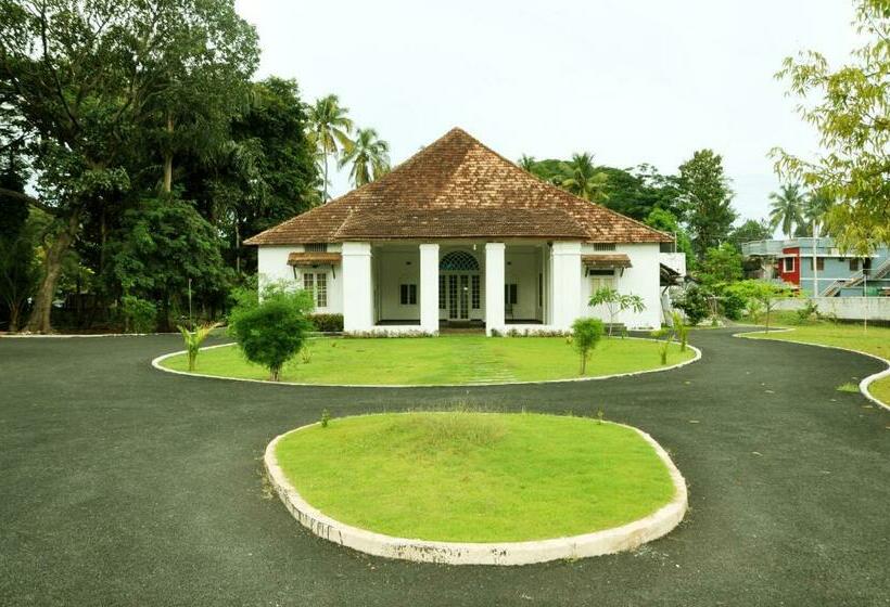 Bed and Breakfast Csi Heritage Bungalow