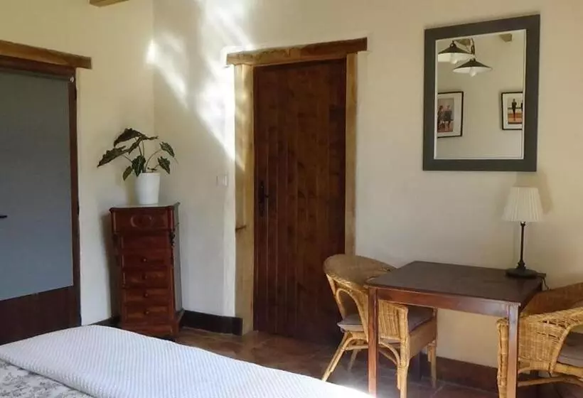 ベッドアンドブレックファースト Le Moulin Du Cluzeau