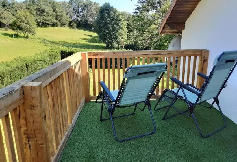 ベッドアンドブレックファースト Le Moulin Du Cluzeau