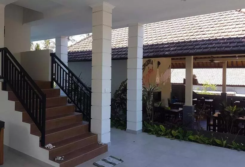 Aamiaismajoitus (B&B) Vila Troja Kubu