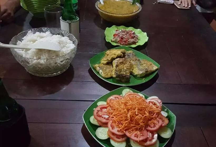 Aamiaismajoitus (B&B) Vila Troja Kubu