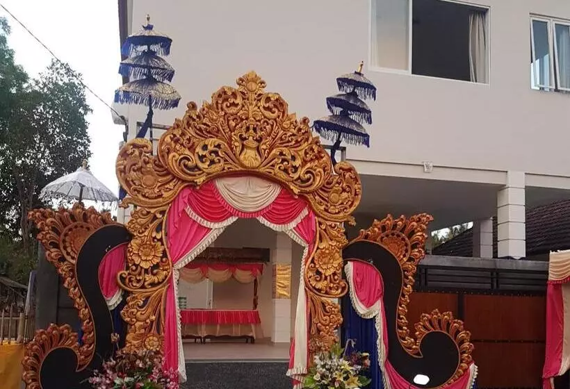 Aamiaismajoitus (B&B) Vila Troja Kubu