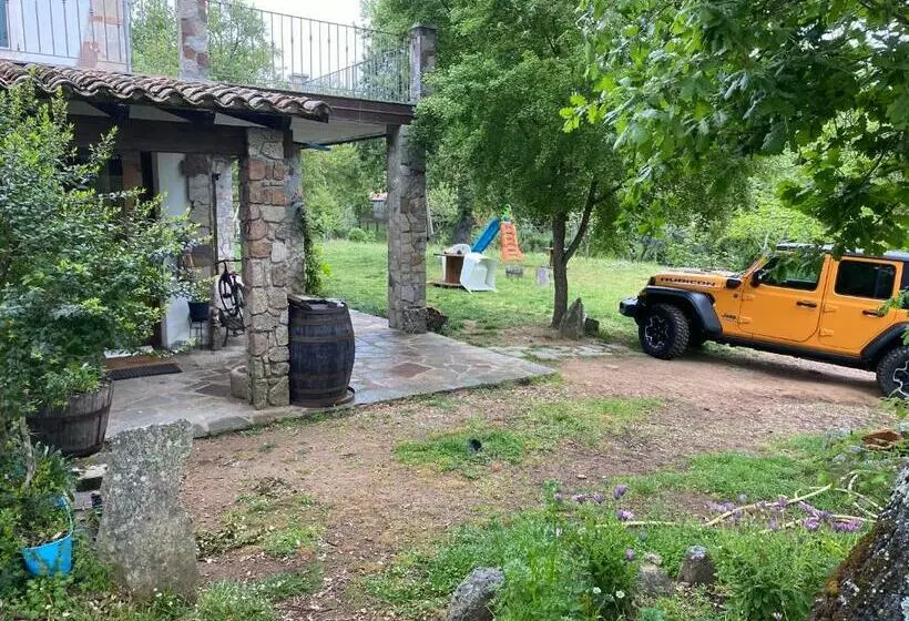 ホテル Agriturismo Pranu