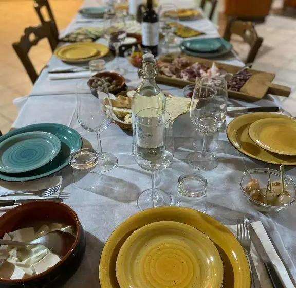 ホテル Agriturismo Pranu