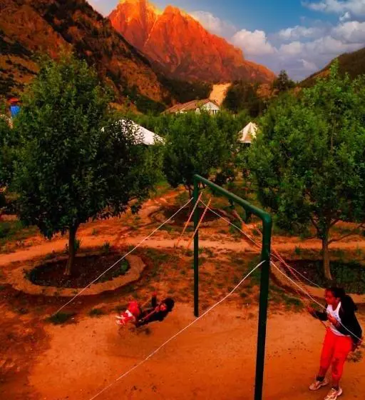 Hotelli Banjara Camp And Retreat Sangla