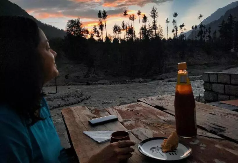 Hotelli Banjara Camp And Retreat Sangla