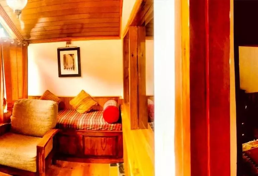 Hotelli Banjara Camp And Retreat Sangla