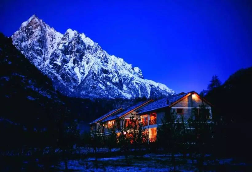 Hotelli Banjara Camp And Retreat Sangla