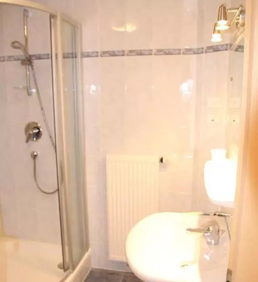 Hotelli Gasthof Walde