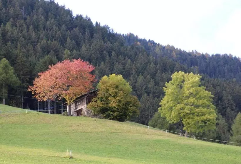 Hotelli Gasthof Walde
